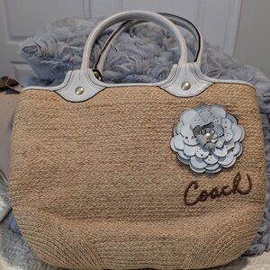 COACH HAMPTON BAG VINTAGE IN GREAT CONDITION